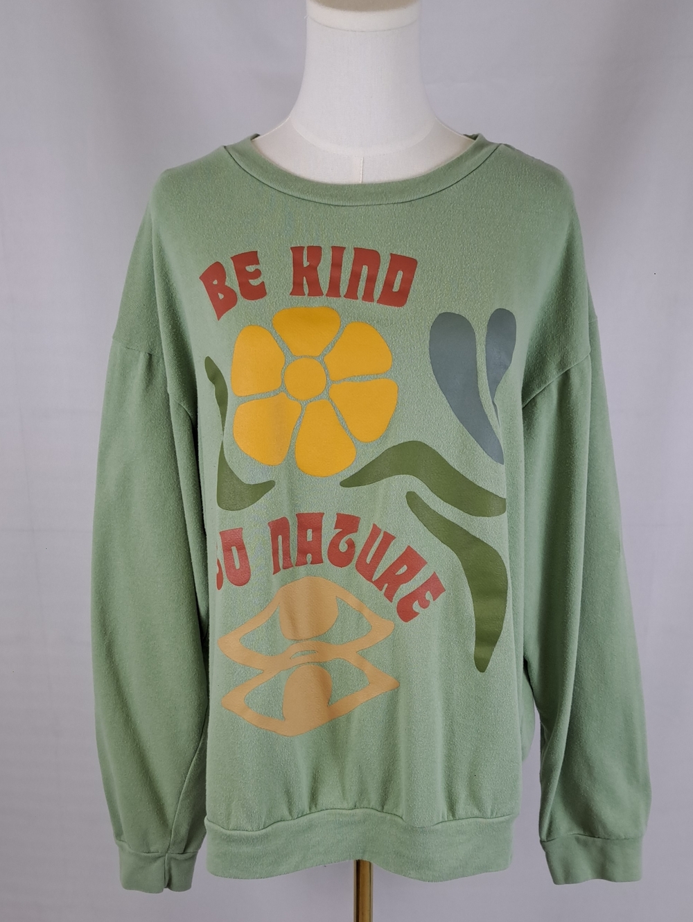 Desert Dreamer Be Kind to Nature Floral Graphic Crewneck Sweatshirt Size XL